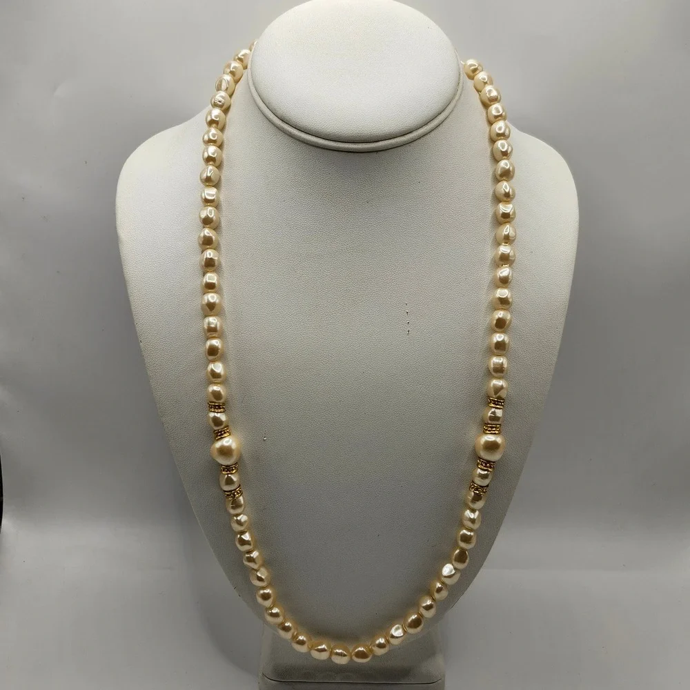 Vintage Faux Pearl Necklace Gold Tone‎ Accent Beads Cream Baroque Style Strand